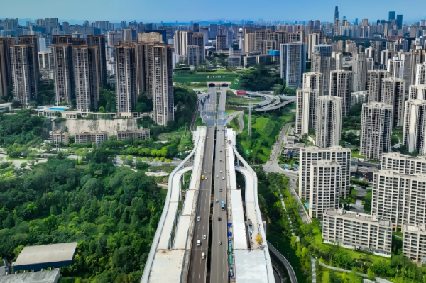 五台山立交至双山隧道段改造项目全线通车，大渡口到江北车行时间缩至8分钟