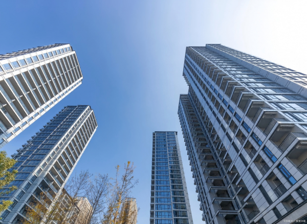 “金融监管总局：支持稳定房地产市场，助力构建房地产发展新模式